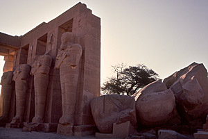 Fallen Colossus, Ramesseum, Thebes, Aswan, Egypt - Click to Zoom