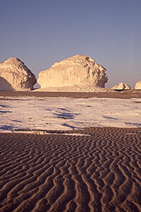 Formations, The White Desert, 6th Oct, Egypt - Click to Zoom